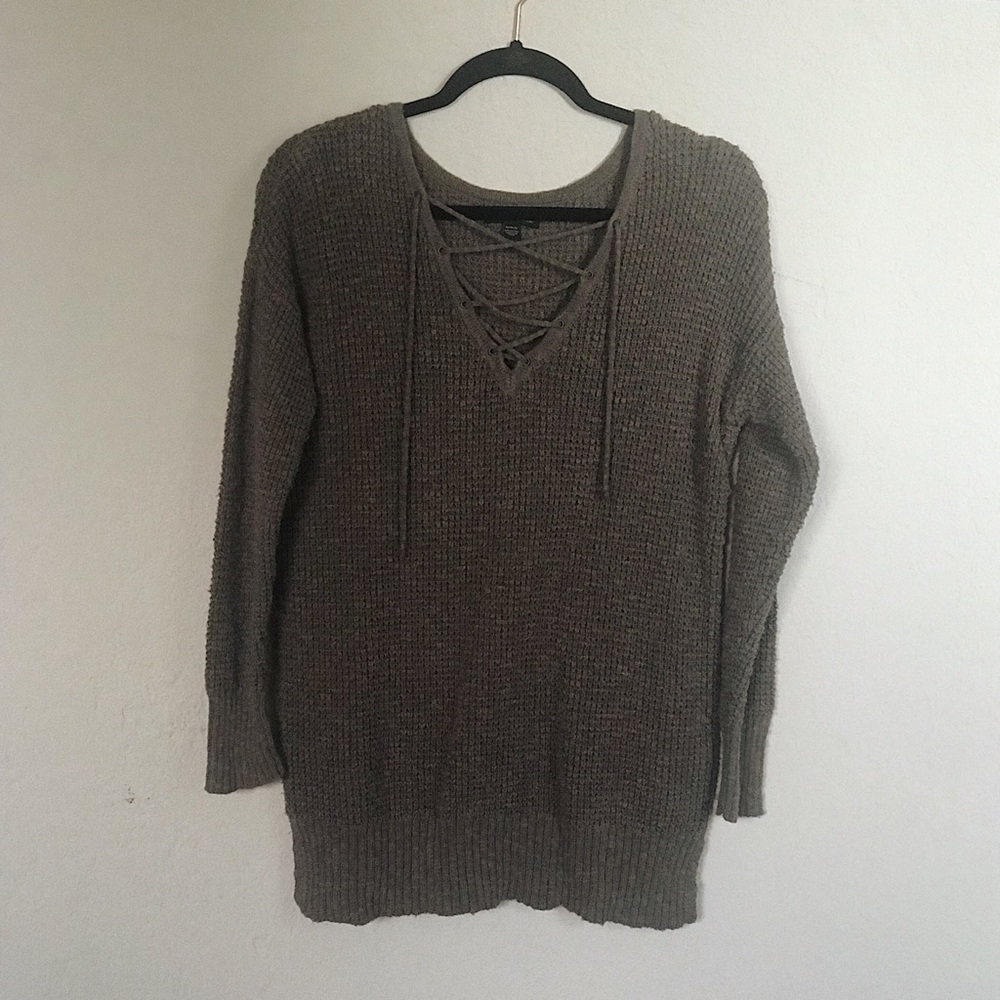 Lace-up V-neck sweater